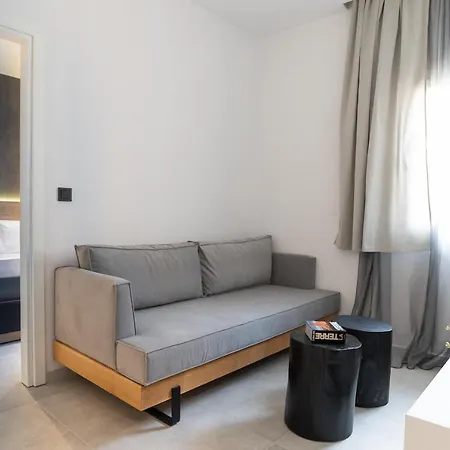 White 9 Thessaloniki