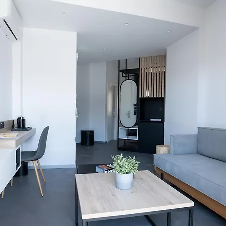 White 9 Thessaloniki