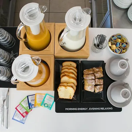 Bed & Breakfast White 9 2*