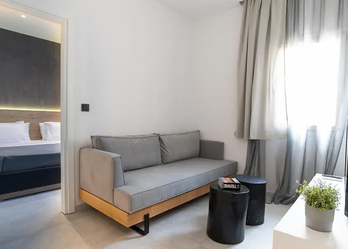 White 9 Tessalónica