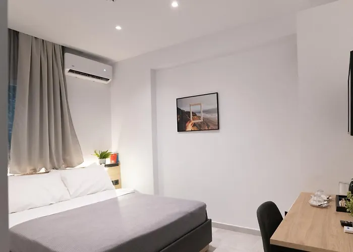 Bed & Breakfast White 9 4*